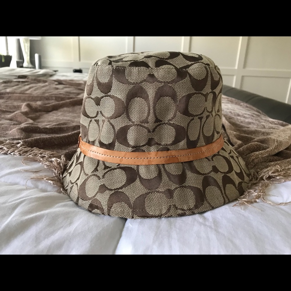 Coach bucket hat
